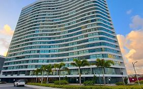 Parque do Cais - Flats Premium no Recife por Yolo